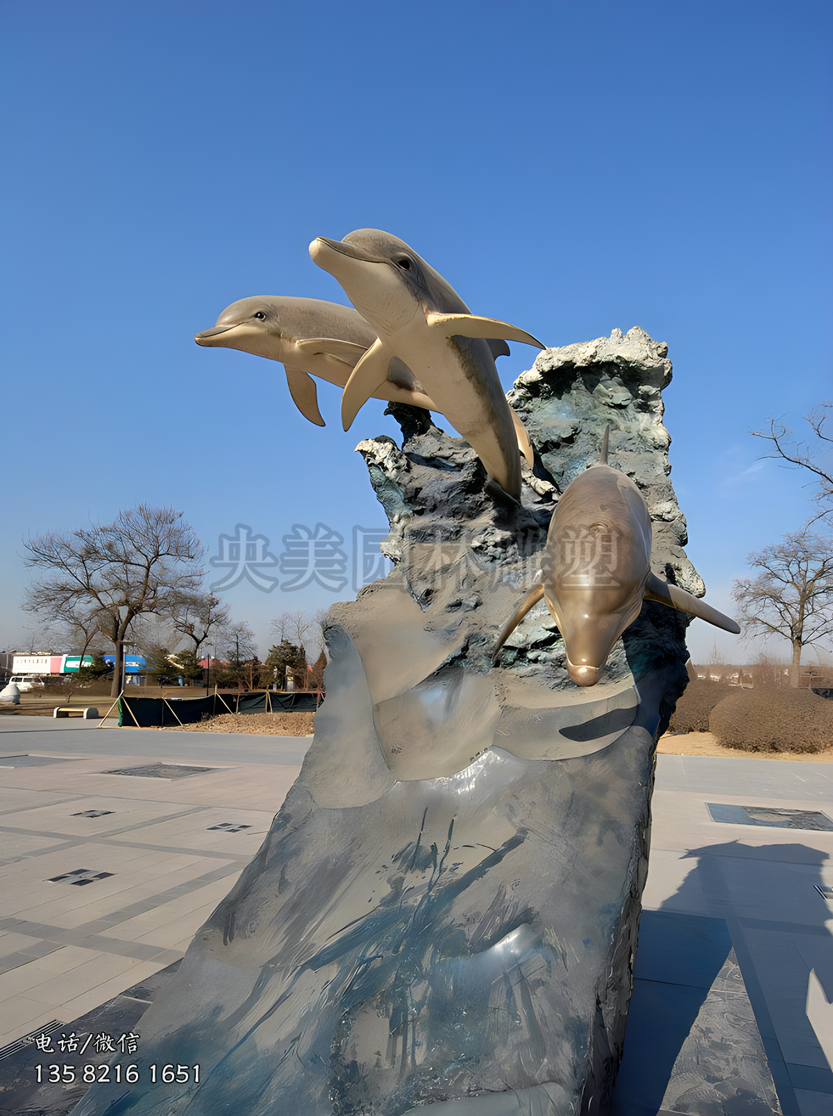 玻璃鋼沖浪海豚雕塑