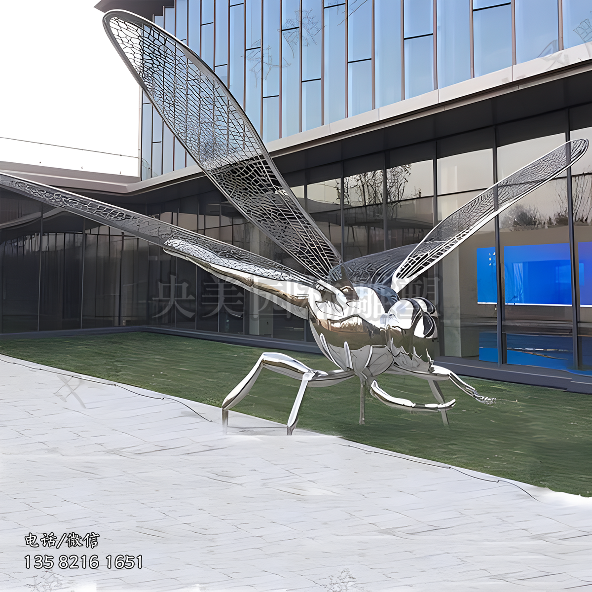 不銹鋼鏤空鏡面蜻蜓雕塑