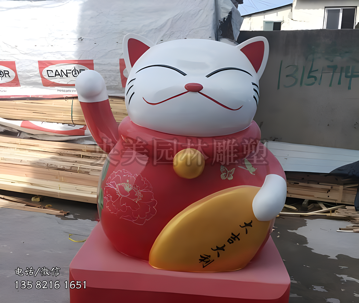 商場門店擺放招財卡通貓雕塑