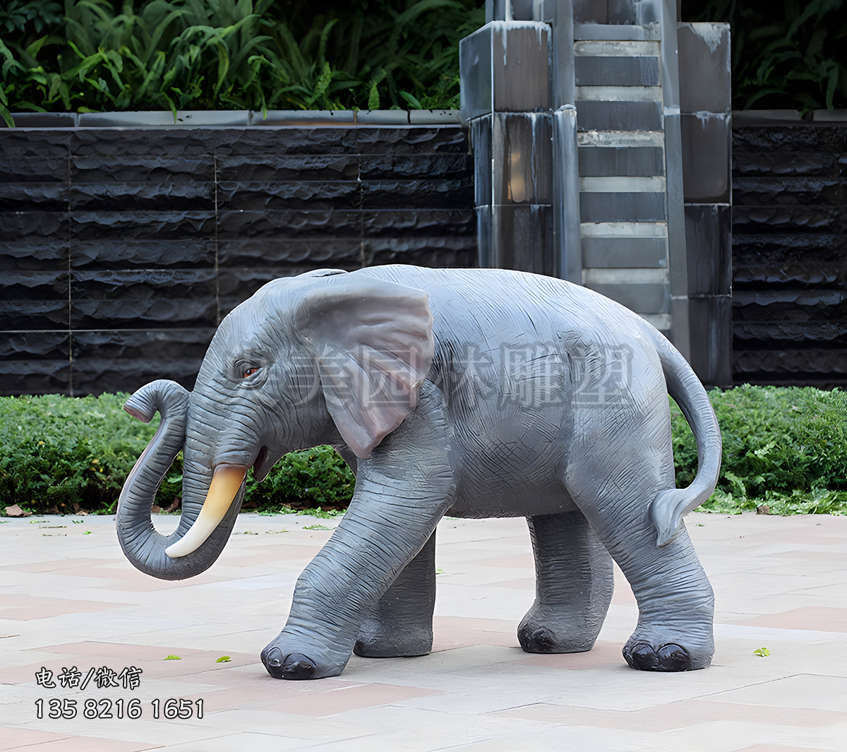 玻璃鋼仿真動(dòng)物大象雕塑