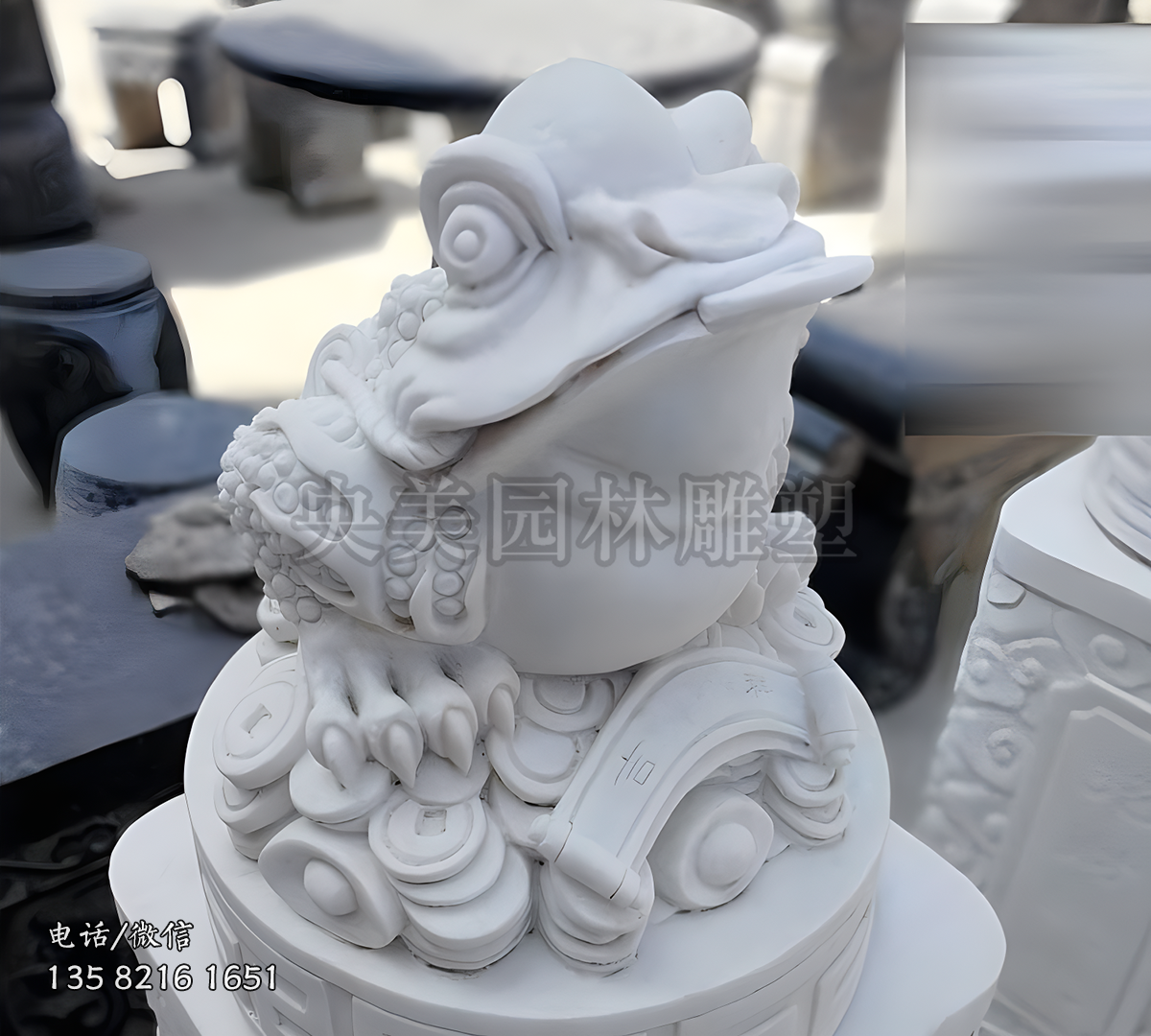 漢白玉招財(cái)進(jìn)寶金蟾石雕擺件