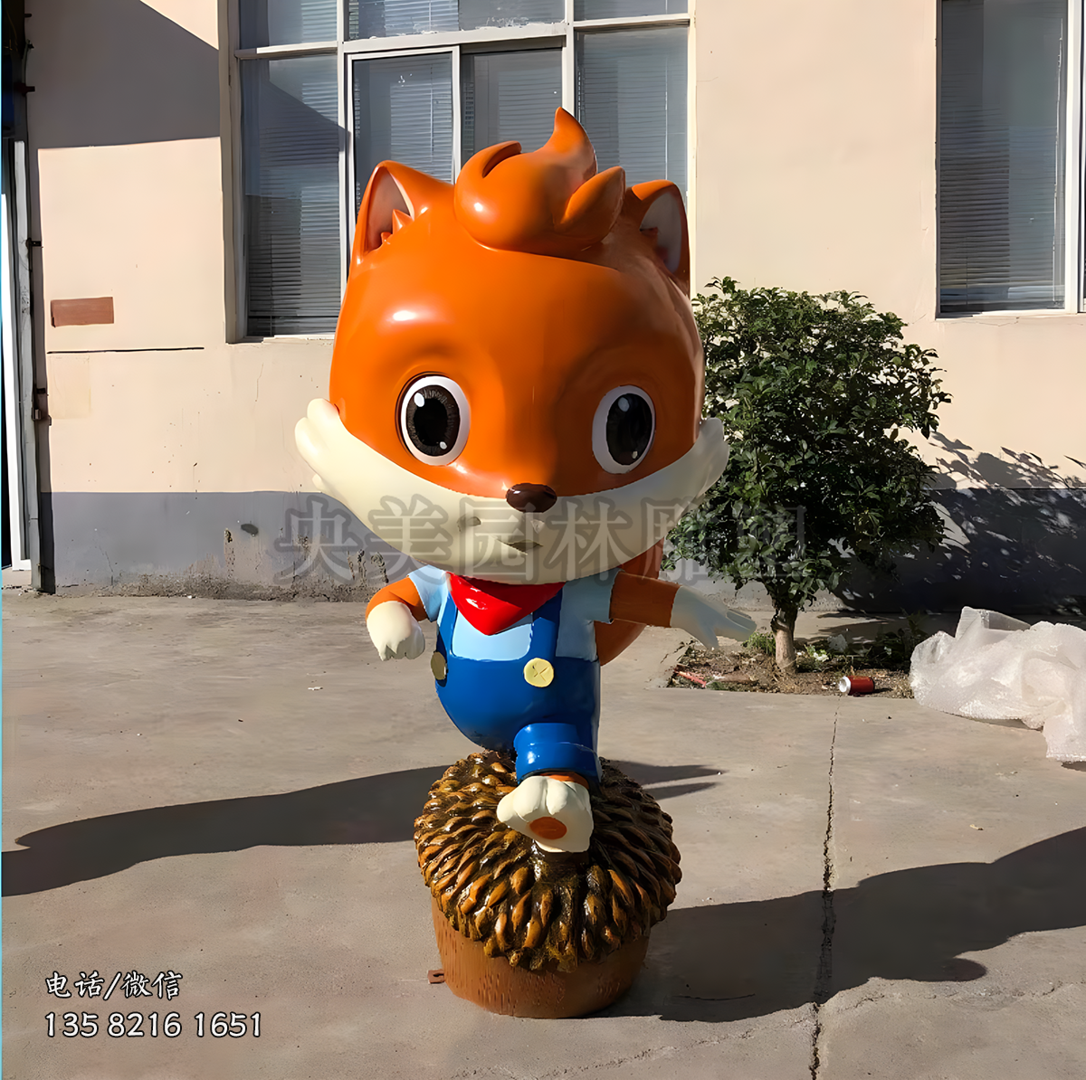 松鼠卡通IP雕塑