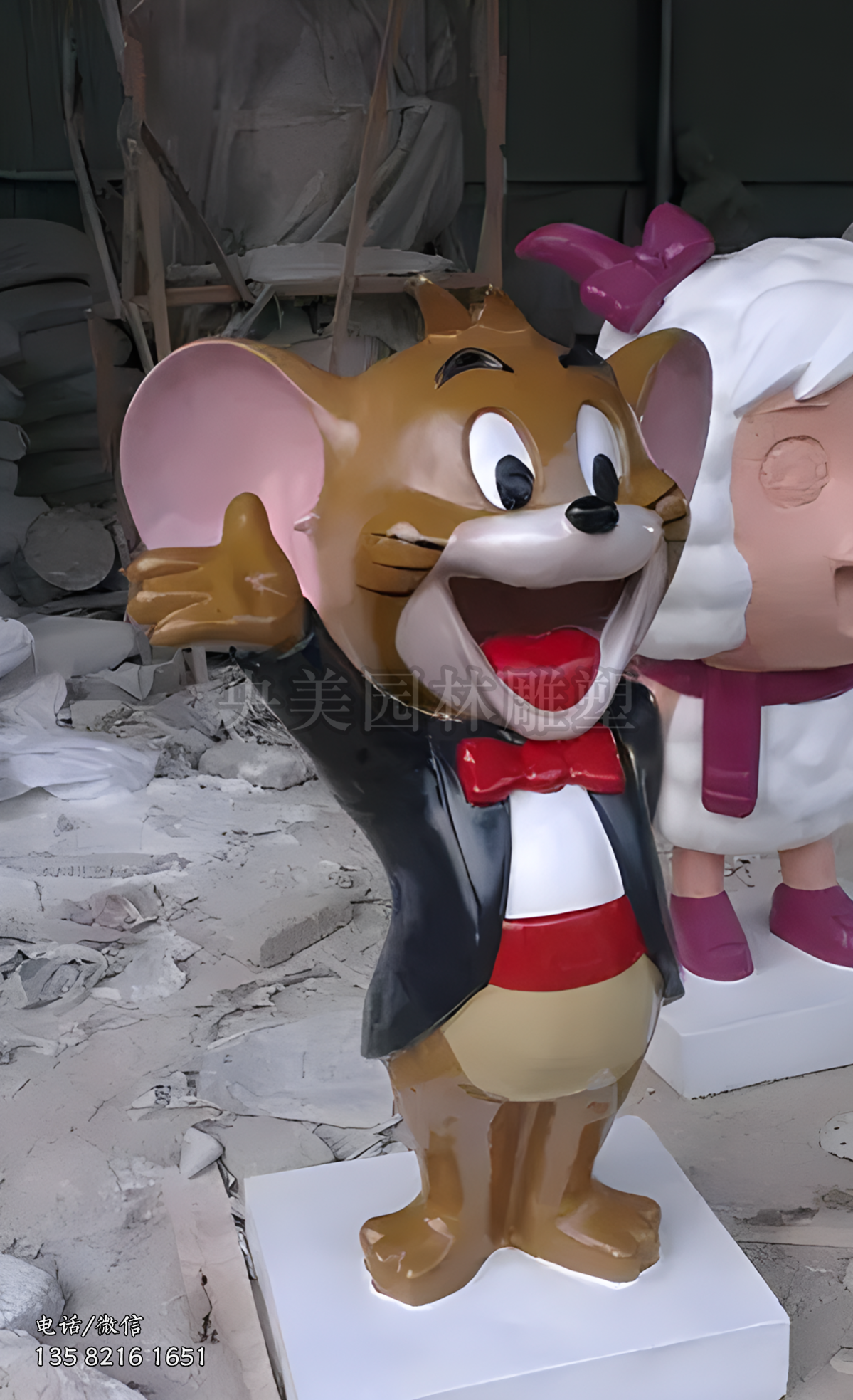 《貓和老鼠》之杰瑞（老鼠）雕塑