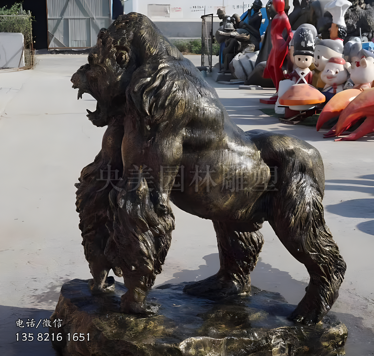 仿真大猩猩玻璃鋼動(dòng)物雕塑