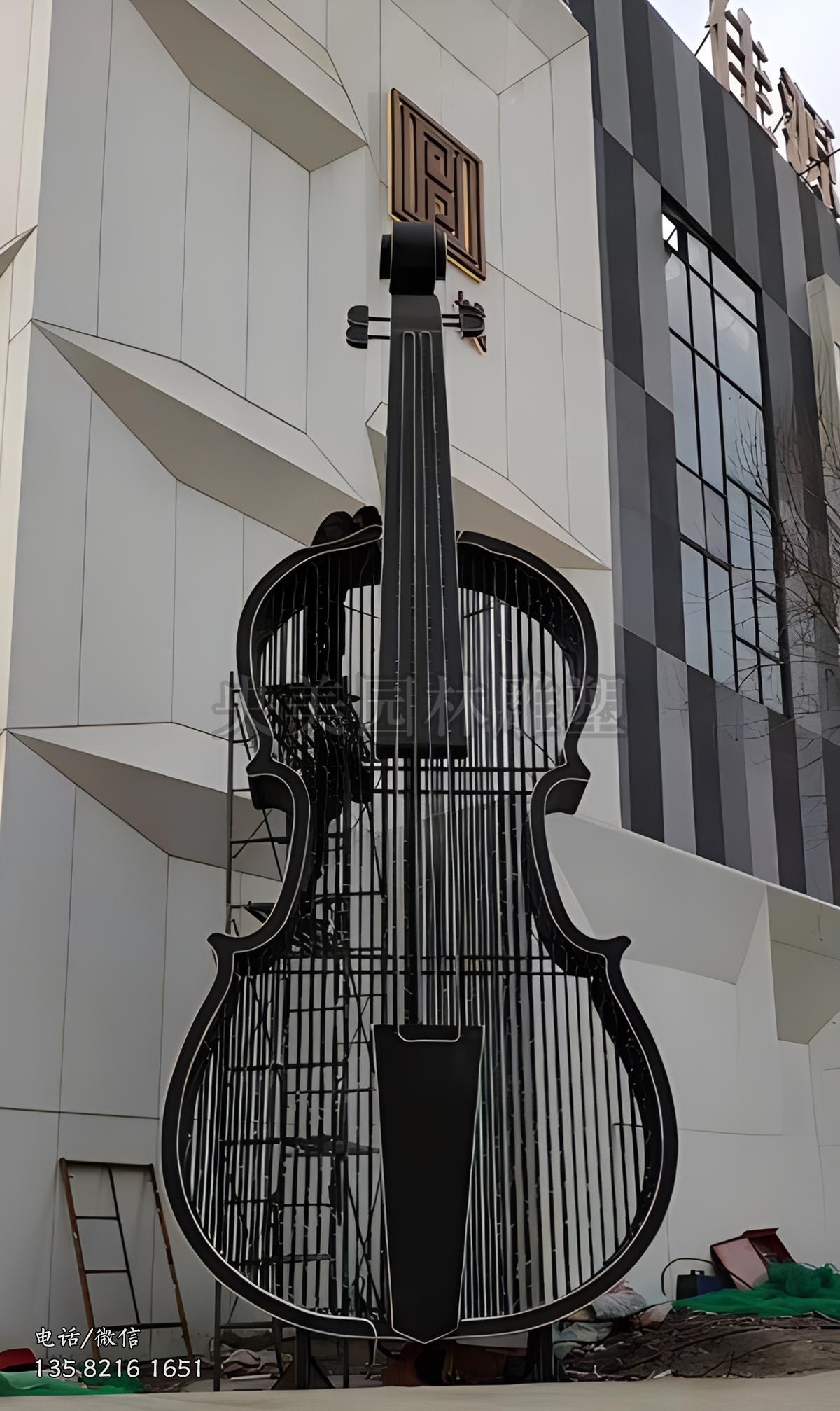 不銹鋼大型抽象吉他景觀雕塑