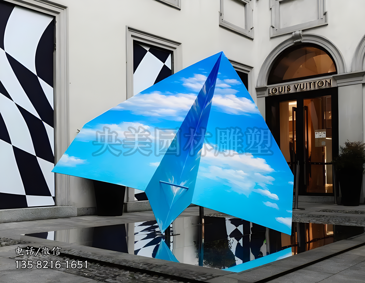 彩繪不銹鋼紙飛機(jī)雕塑