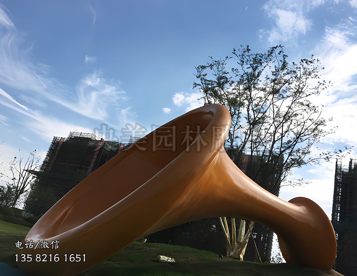 創(chuàng)意喇叭聽筒不銹鋼景觀雕塑